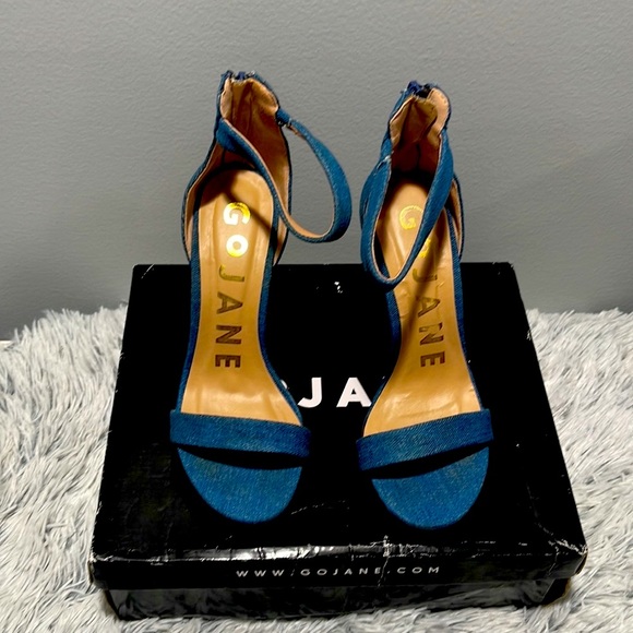 GoJane jean sandals great condition size 5.5 - Picture 4 of 4